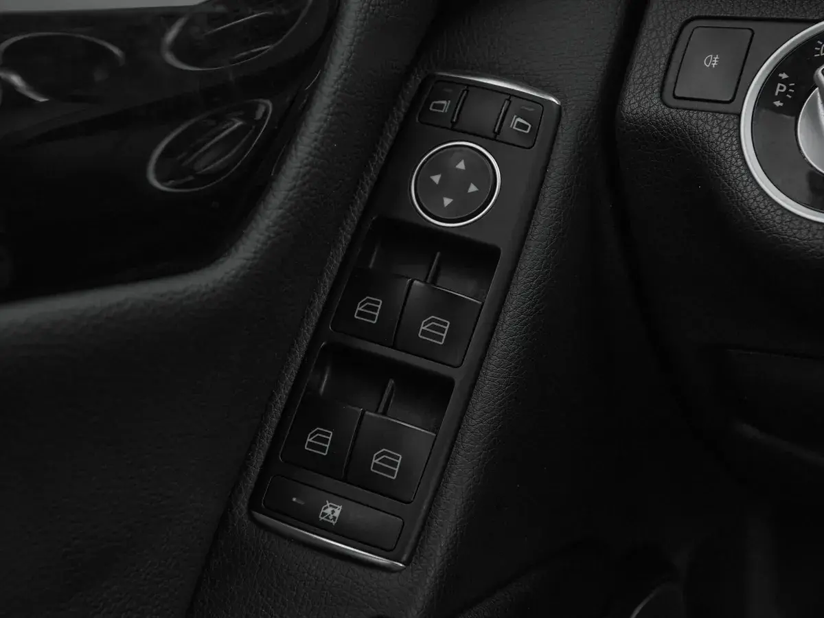 Mercedes benz C-Класс