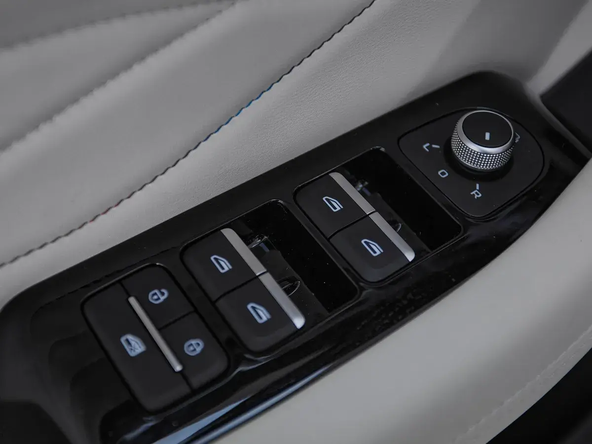 Geely Monjaro