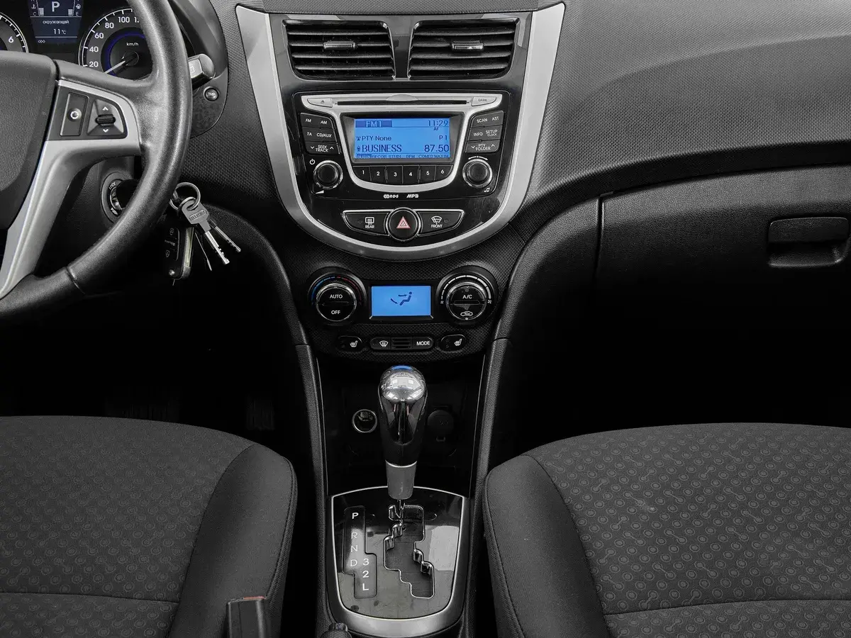 Hyundai Solaris
