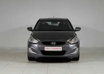 Hyundai Solaris Вид 2