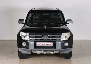 Mitsubishi Pajero Вид 2