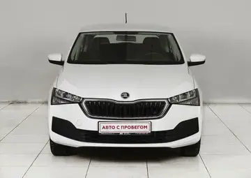Skoda Rapid Вид 3