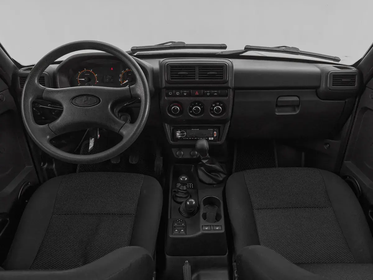 Lada Niva Legend