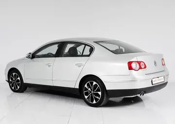 Volkswagen Passat Вид 4