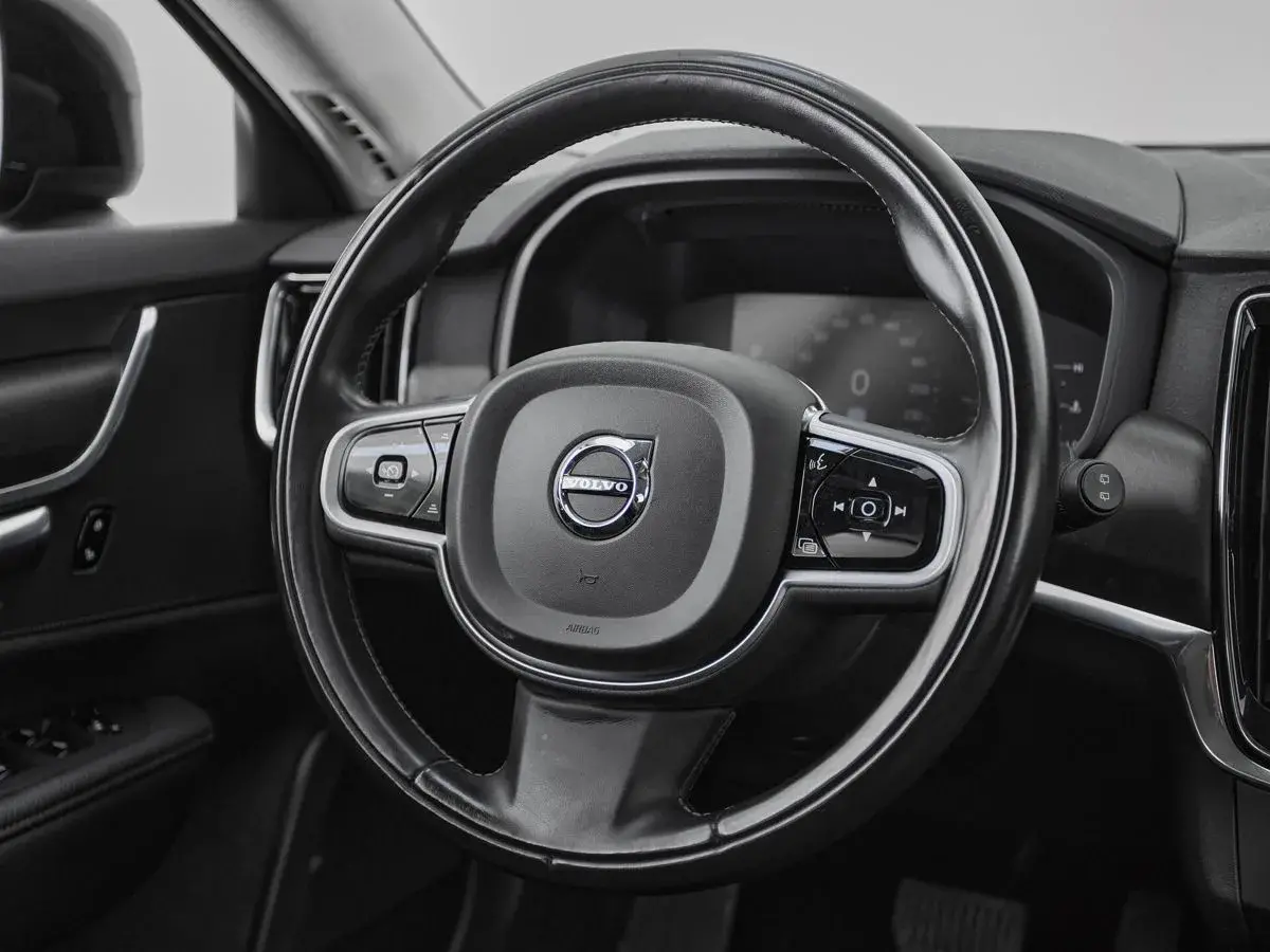 Volvo V90 Cross Country