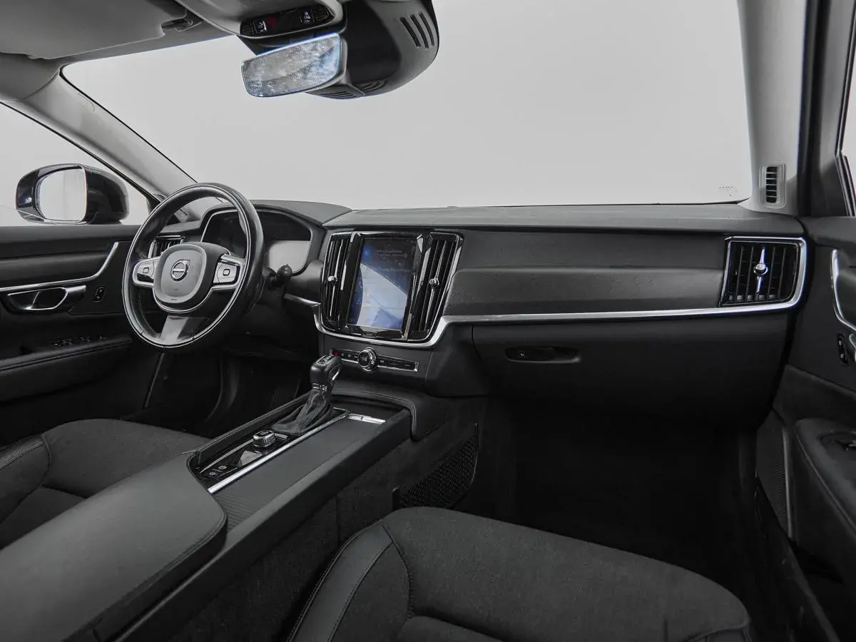 Volvo V90 Cross Country