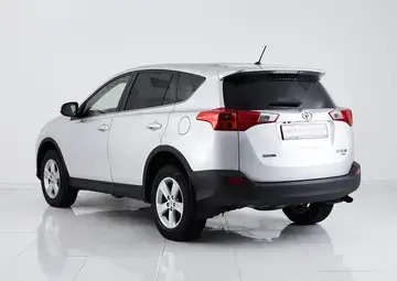Toyota RAV4 Вид 4