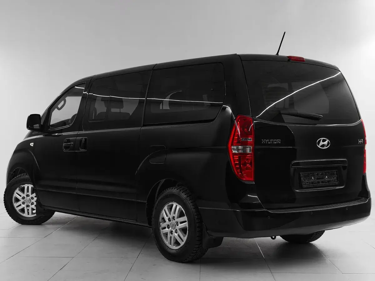 Hyundai H-1