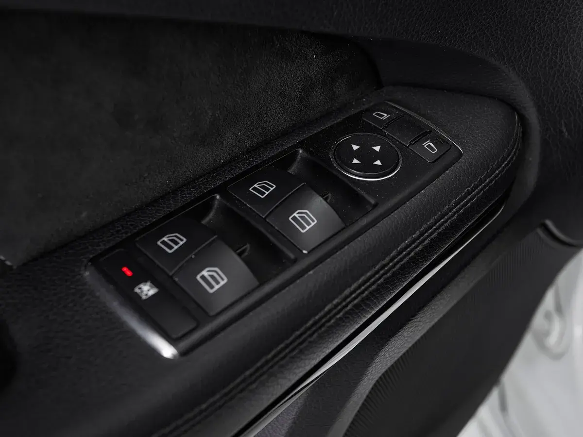 Mercedes benz E-Класс