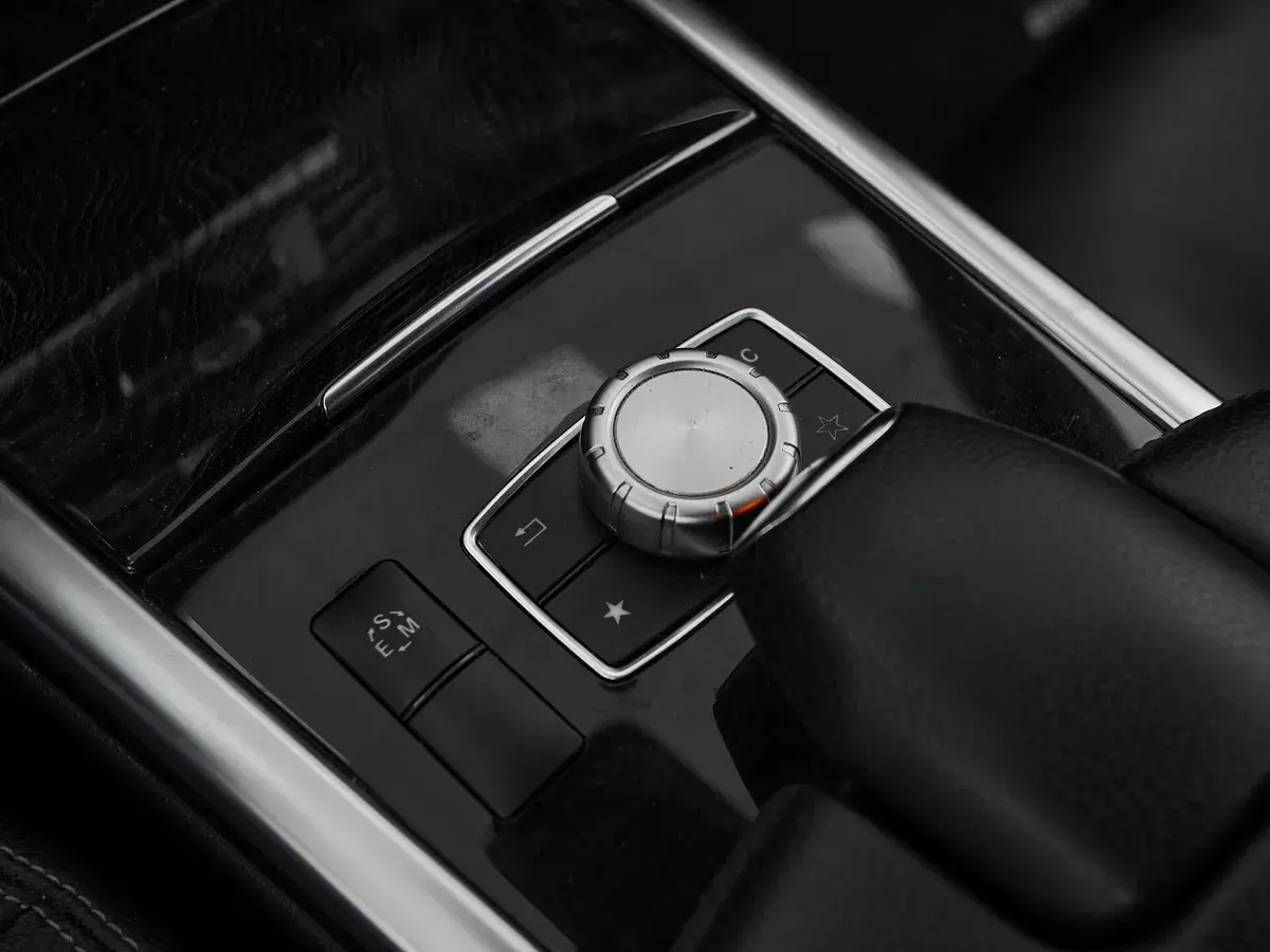 Mercedes benz E-Класс