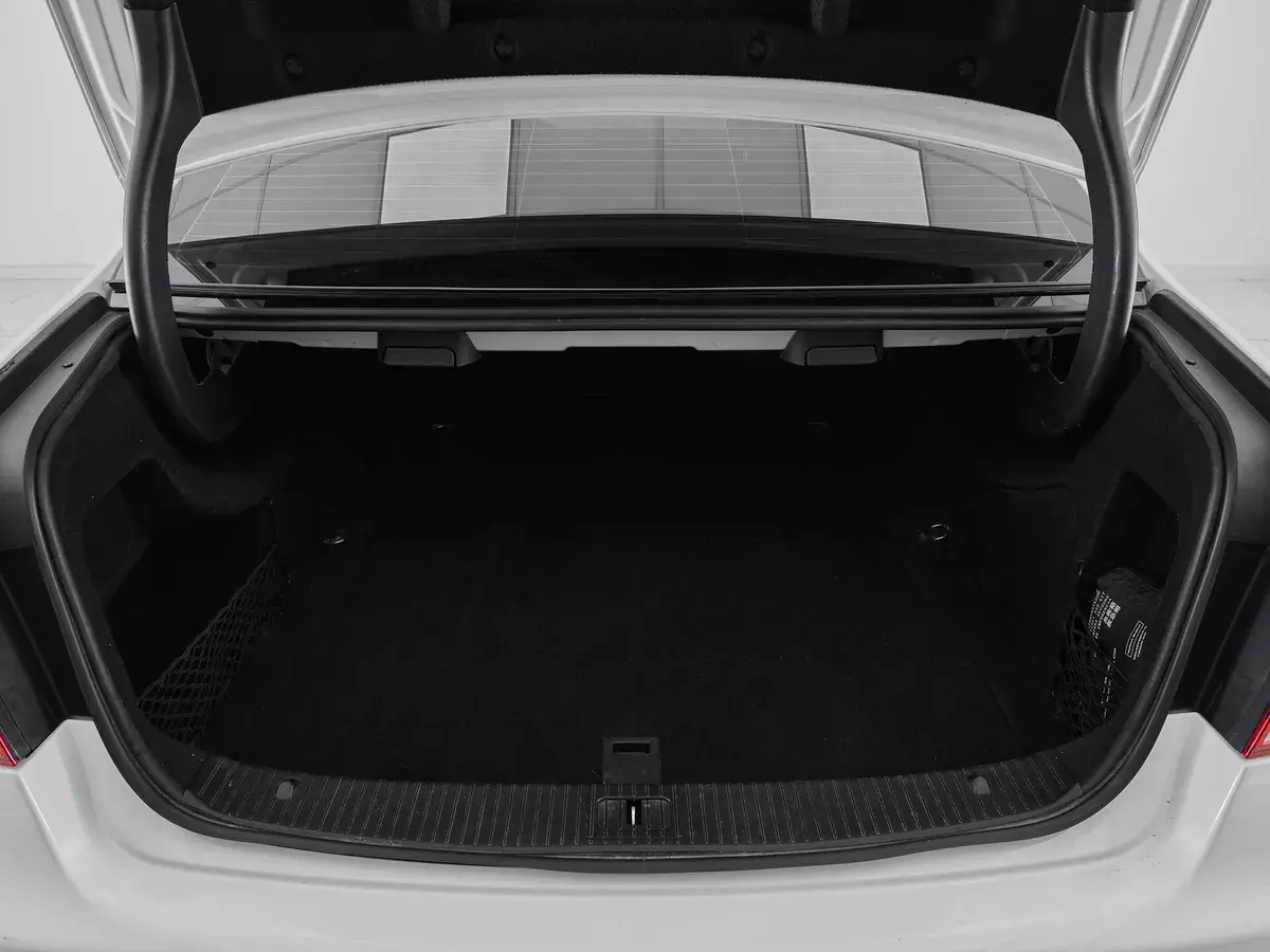Mercedes benz E-Класс