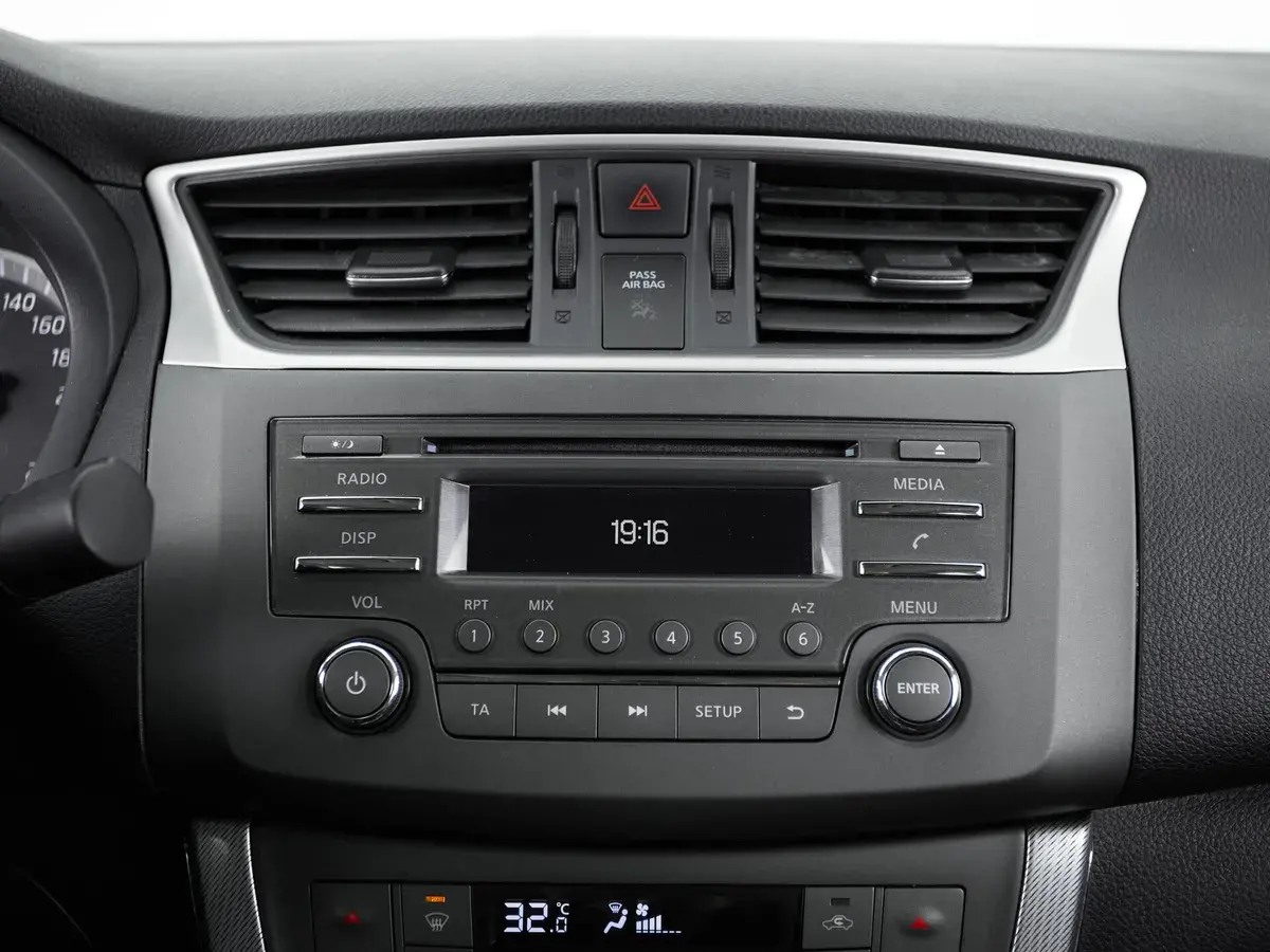 Nissan Sentra