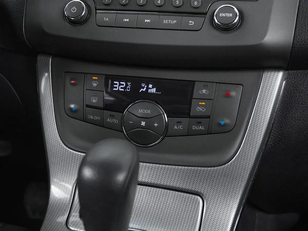 Nissan Sentra