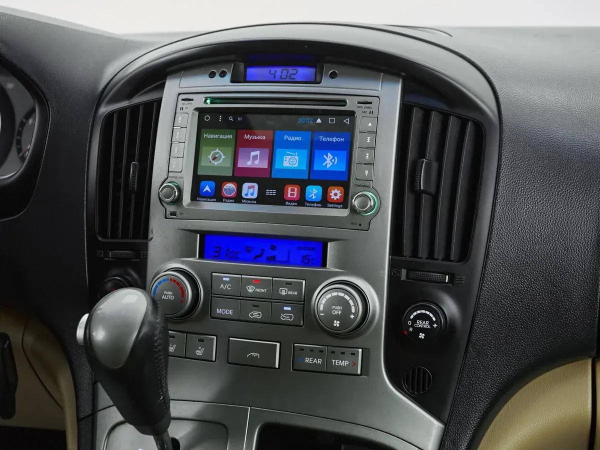 Hyundai Grand Starex