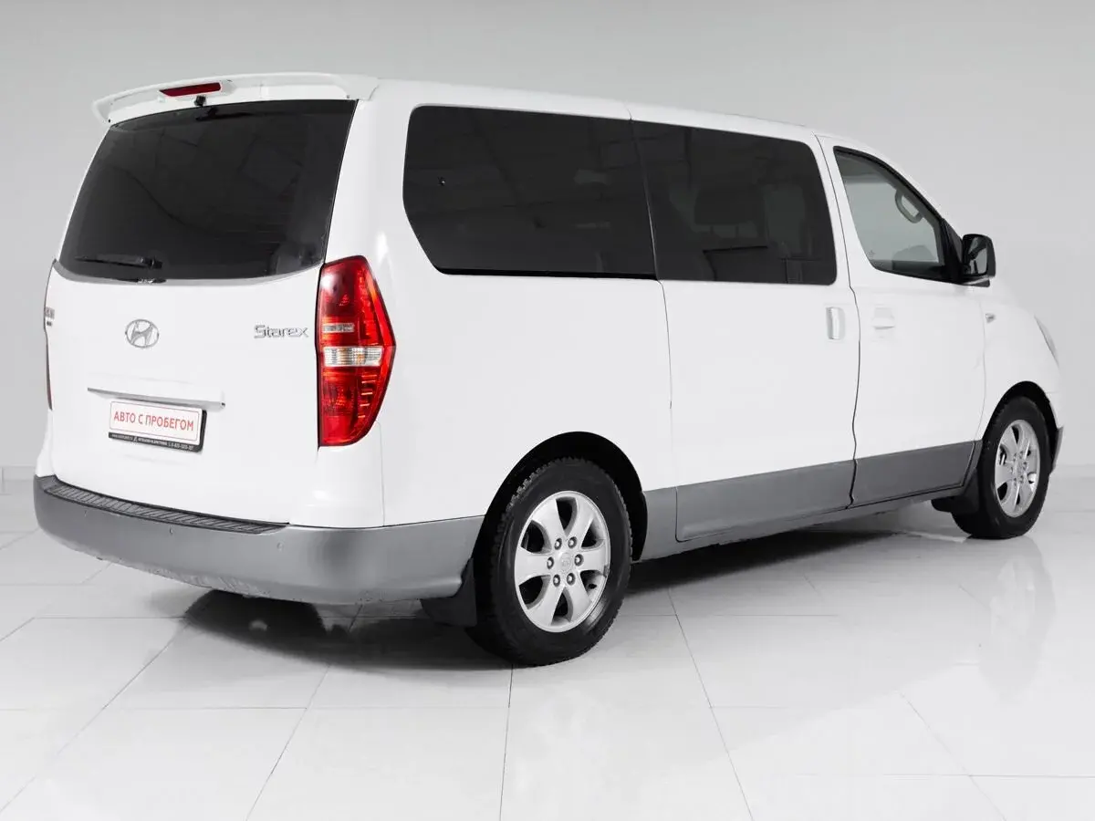 Hyundai Grand Starex