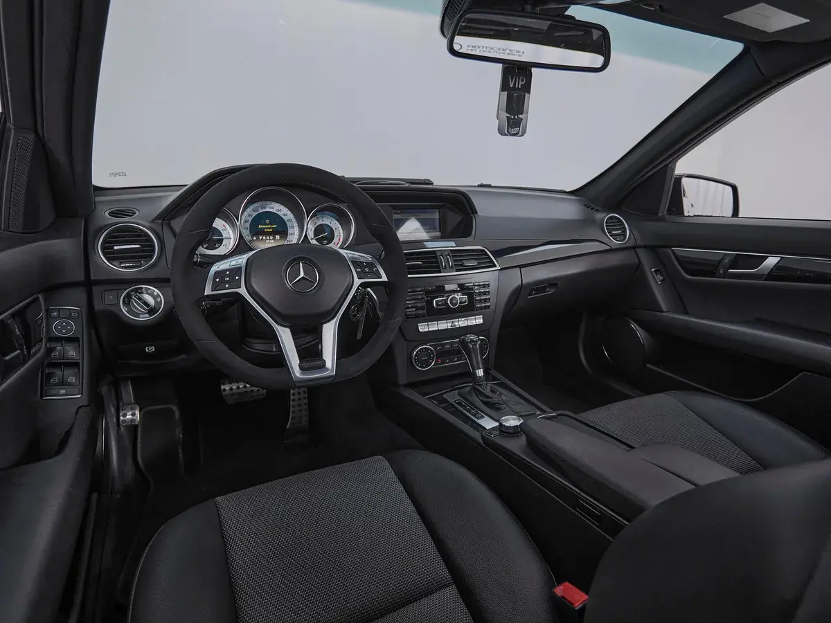 Mercedes benz C-Класс