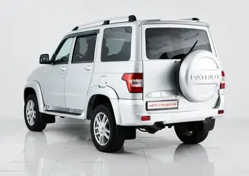 UAZ Патриот Вид 4