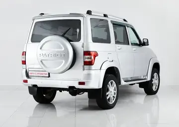 UAZ Патриот Вид 5