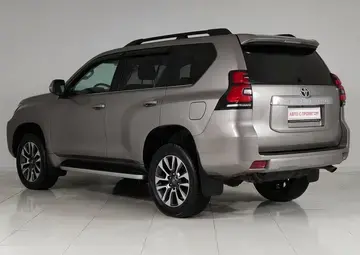 Toyota Land Cruiser Prado Вид 4