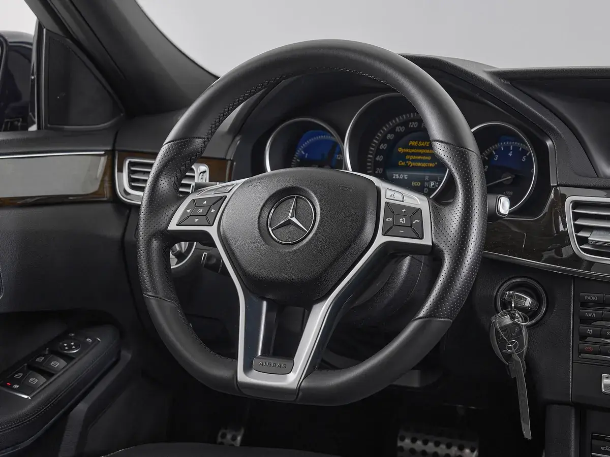 Mercedes benz E-Класс