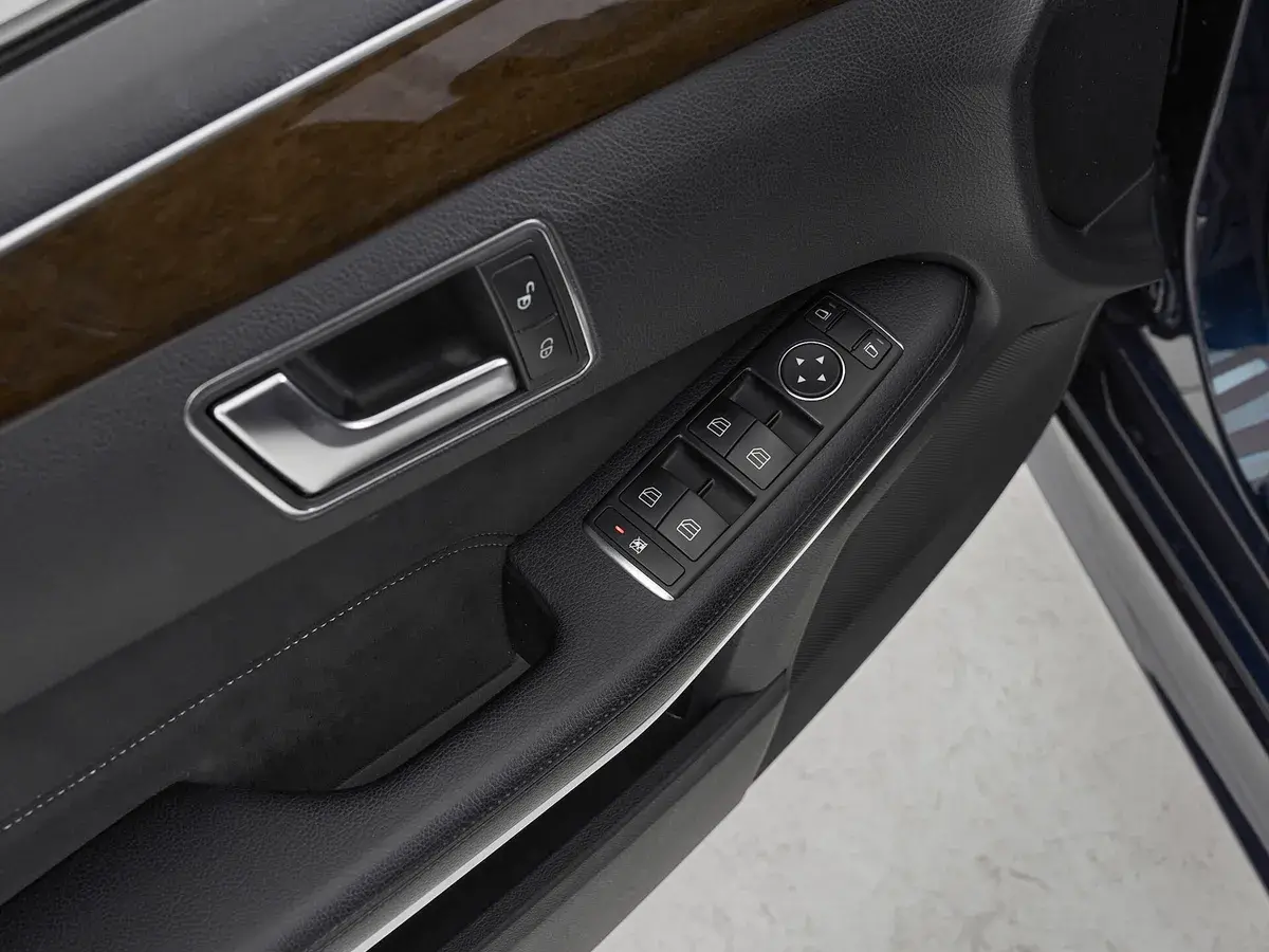 Mercedes benz E-Класс
