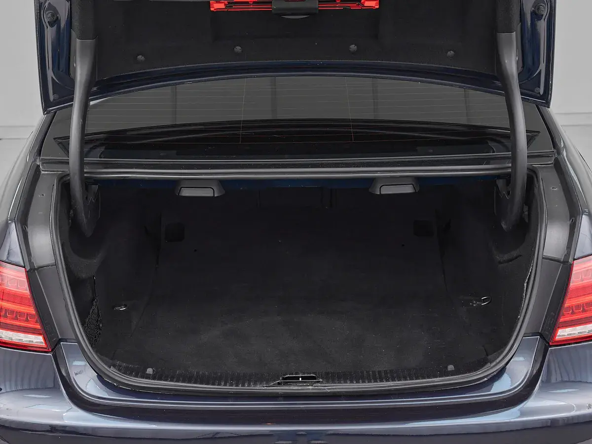 Mercedes benz E-Класс