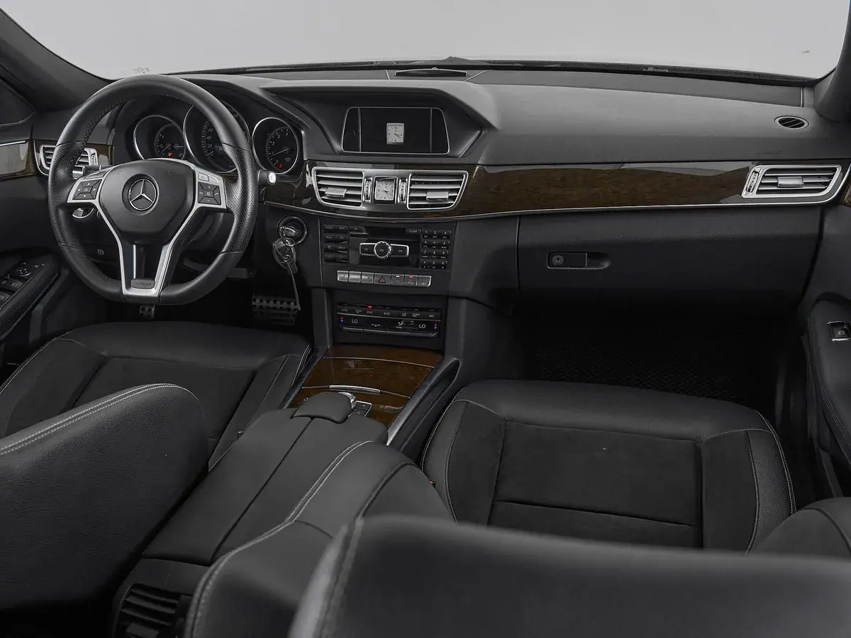 Mercedes benz E-Класс