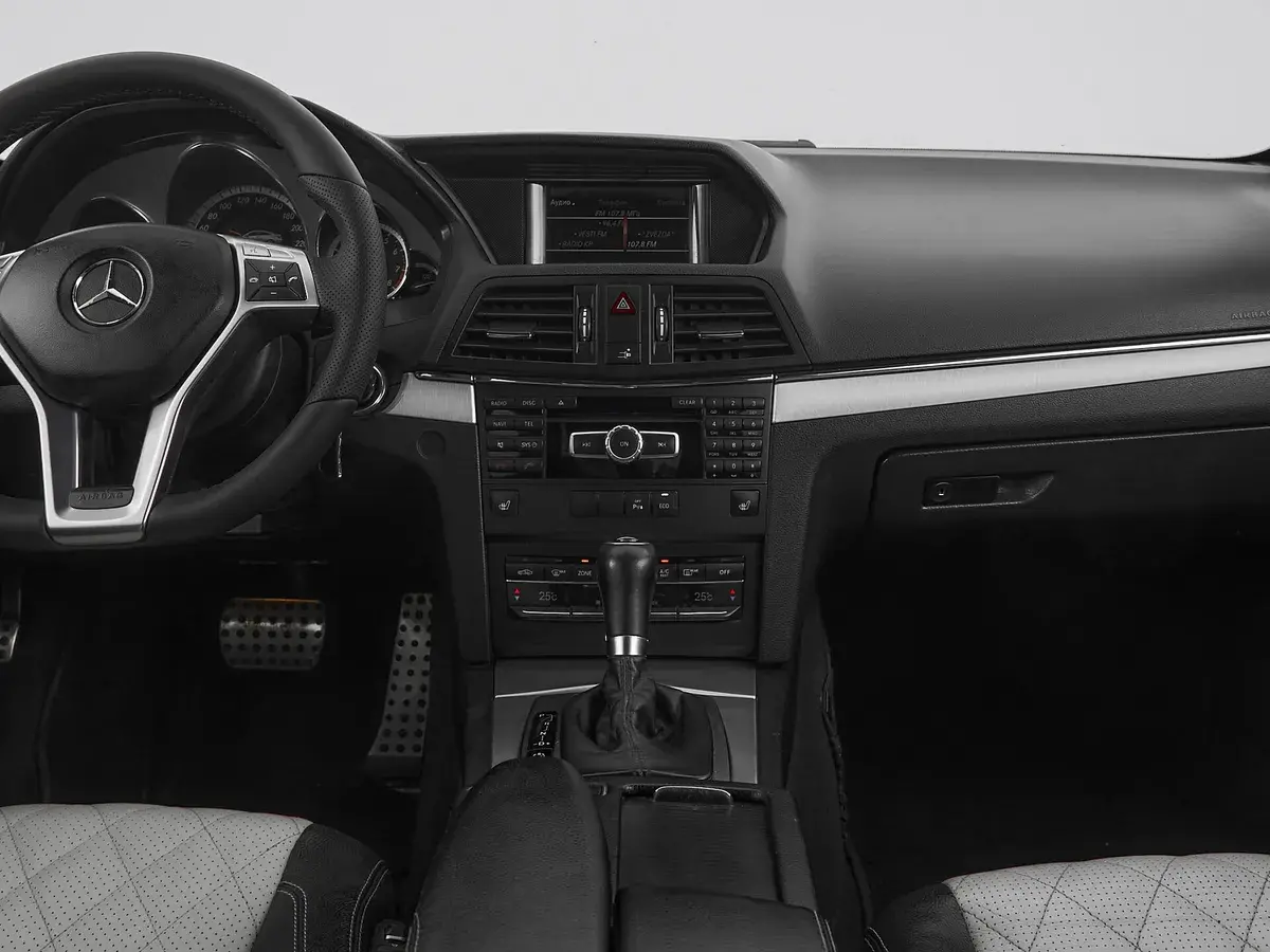 Mercedes benz E-Класс