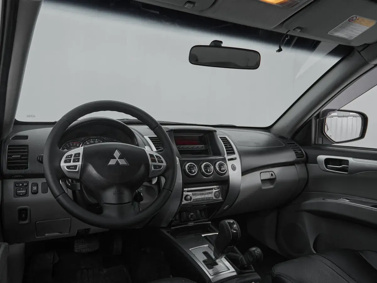 Mitsubishi Pajero Sport