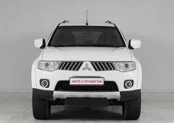 Mitsubishi Pajero Sport Вид 2
