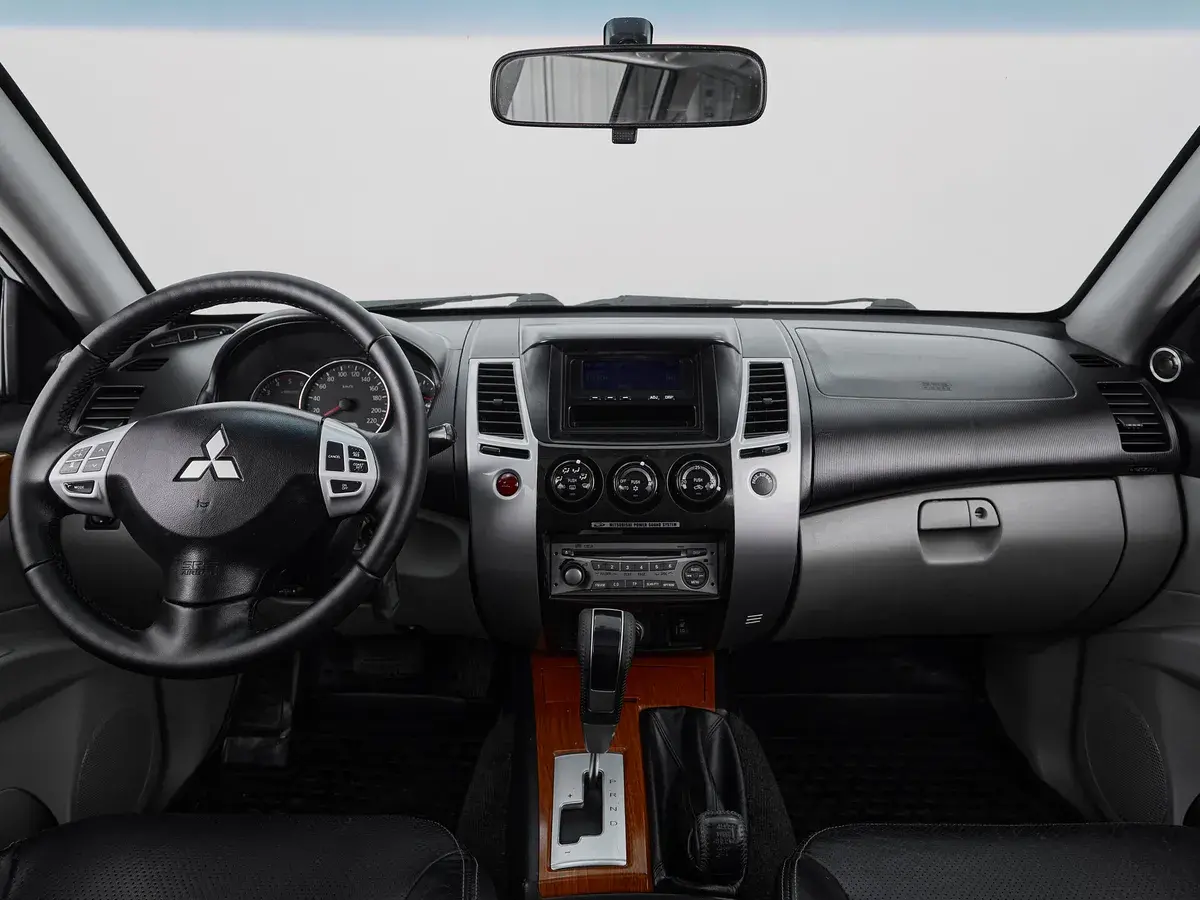 Mitsubishi Pajero Sport