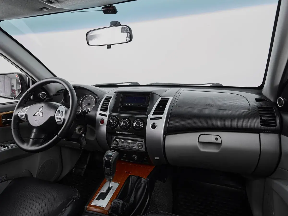 Mitsubishi Pajero Sport