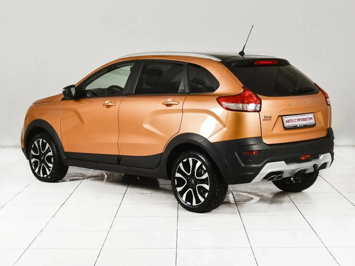 Lada XRAY