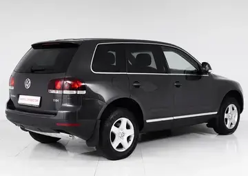 Volkswagen Touareg Вид 4