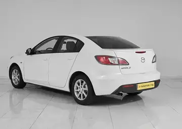 Mazda 3 Вид 4
