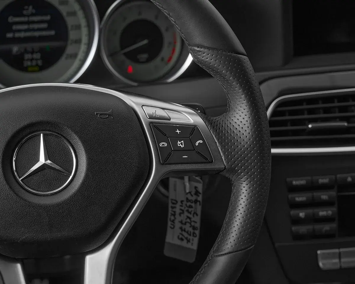 Mercedes benz C-Класс