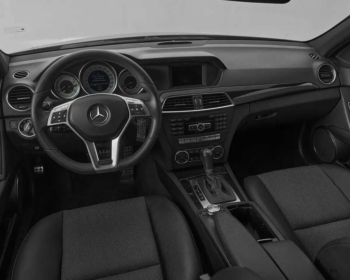 Mercedes benz C-Класс