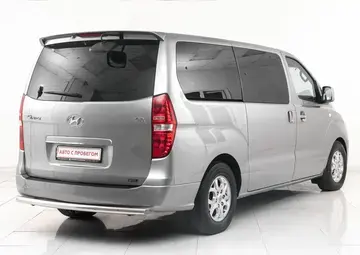 Hyundai Grand Starex Вид 4