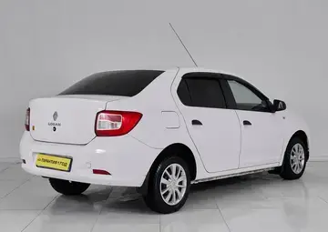 Renault Logan Вид 4