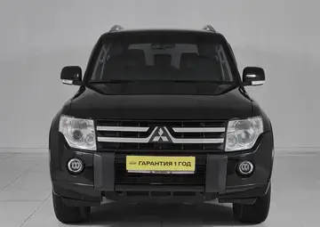 Mitsubishi Pajero Вид 2