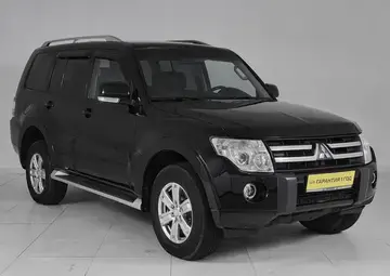 Mitsubishi Pajero Вид 3