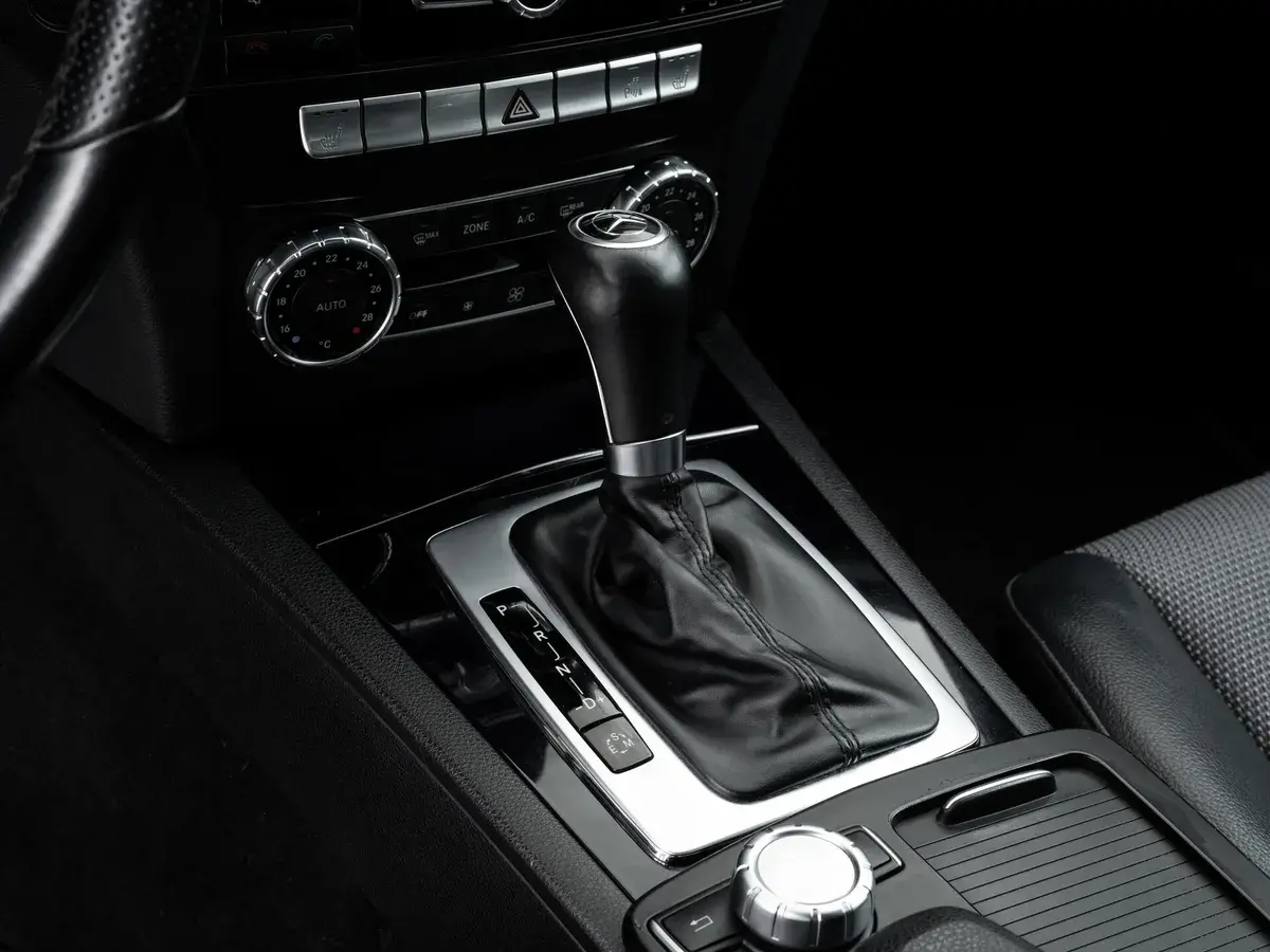 Mercedes benz C-Класс