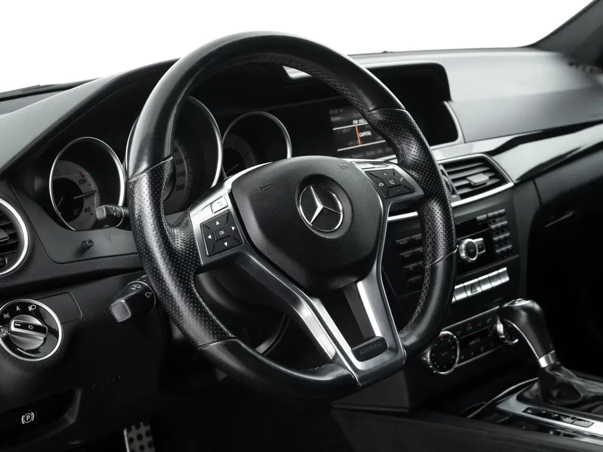Mercedes benz C-Класс