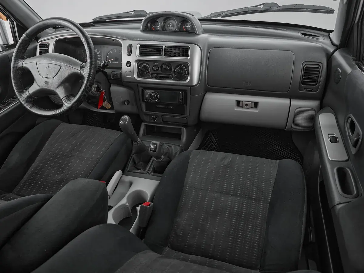 Mitsubishi Pajero Sport