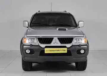 Mitsubishi Pajero Sport Вид 2