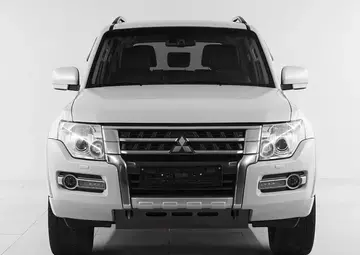 Mitsubishi Pajero Вид 2