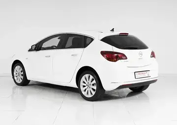 Opel Astra Вид 4