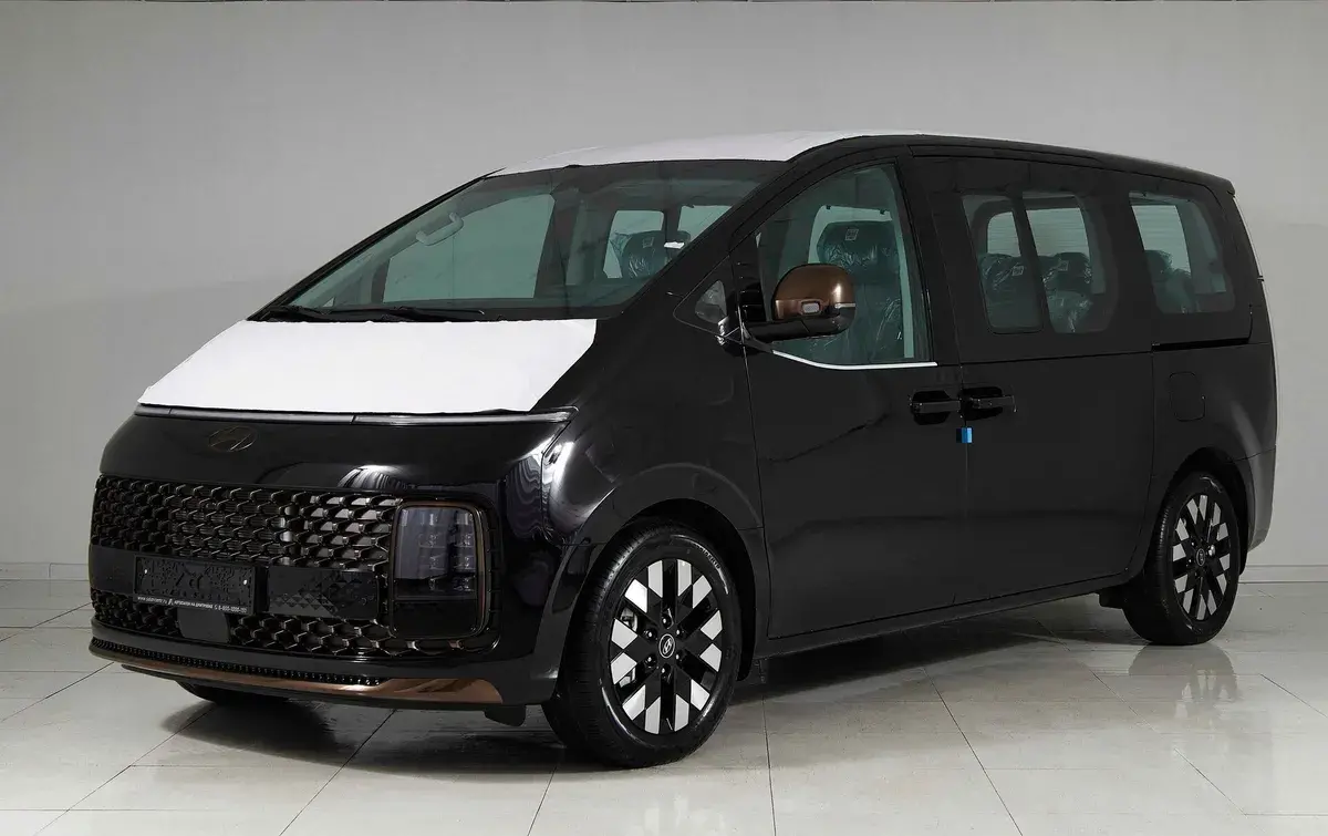 Hyundai Staria