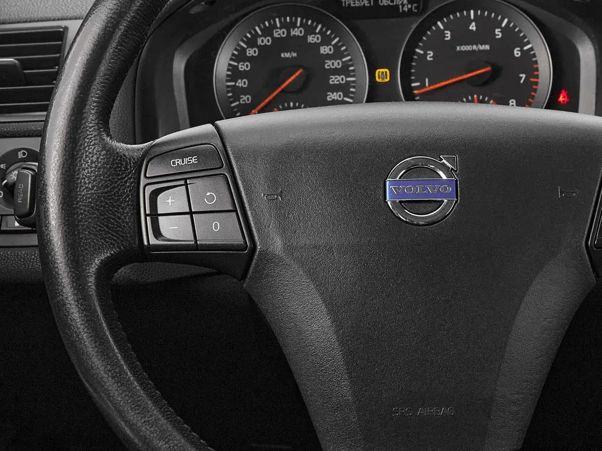 Volvo S40