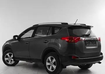 Toyota RAV4 Вид 4